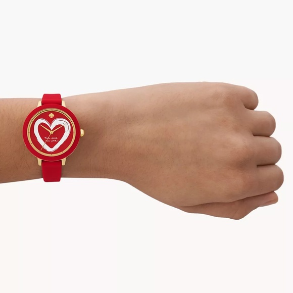 Kate Spade New York Park Row Heart Love Watch KSW1819 Red Silicone Gold 34mm NIB - Picture 3 of 9